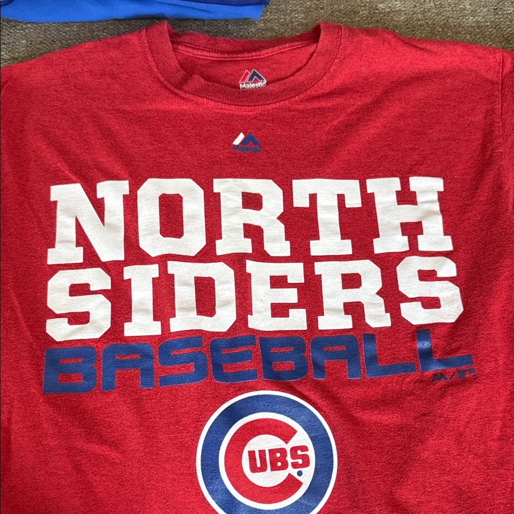 7- Piece bundle- Short Sleeve Tees and Hoodies (medium HS clothes)
